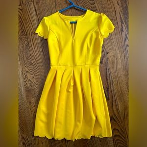 Casual yellow zip-up empire waist dress